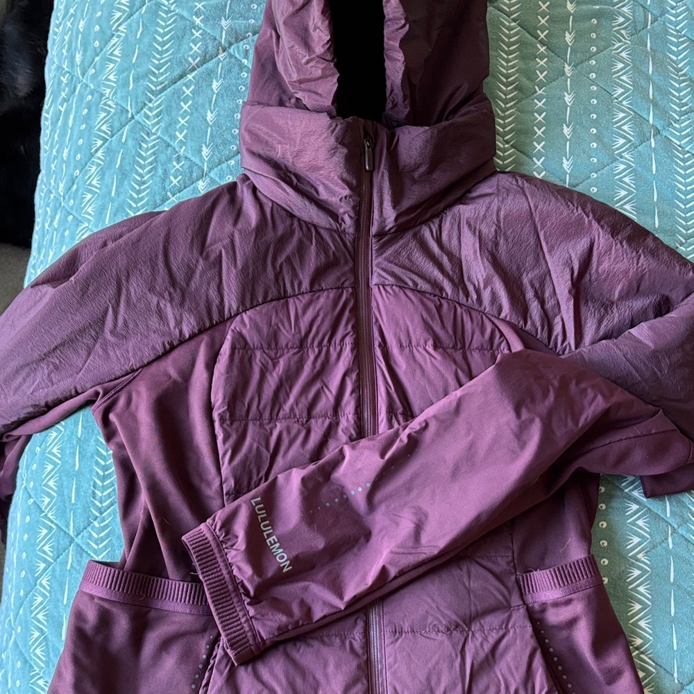 lululemon athletica Women's Plum running jacket
